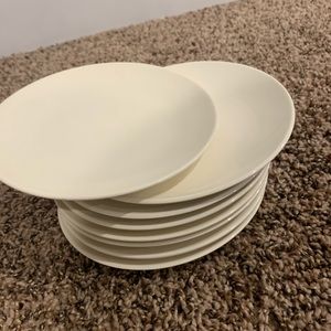 White ceramic dish set